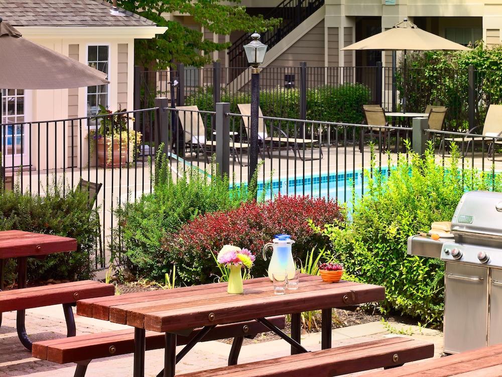 Sonesta Es Suites Burlington Ngoại thất bức ảnh